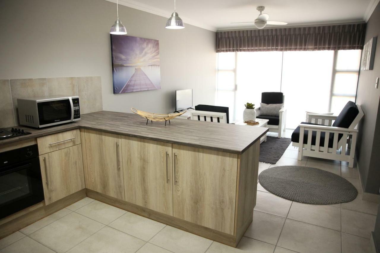 Mari-Amor Self-Catering Apartments Мозел Бей Екстериор снимка